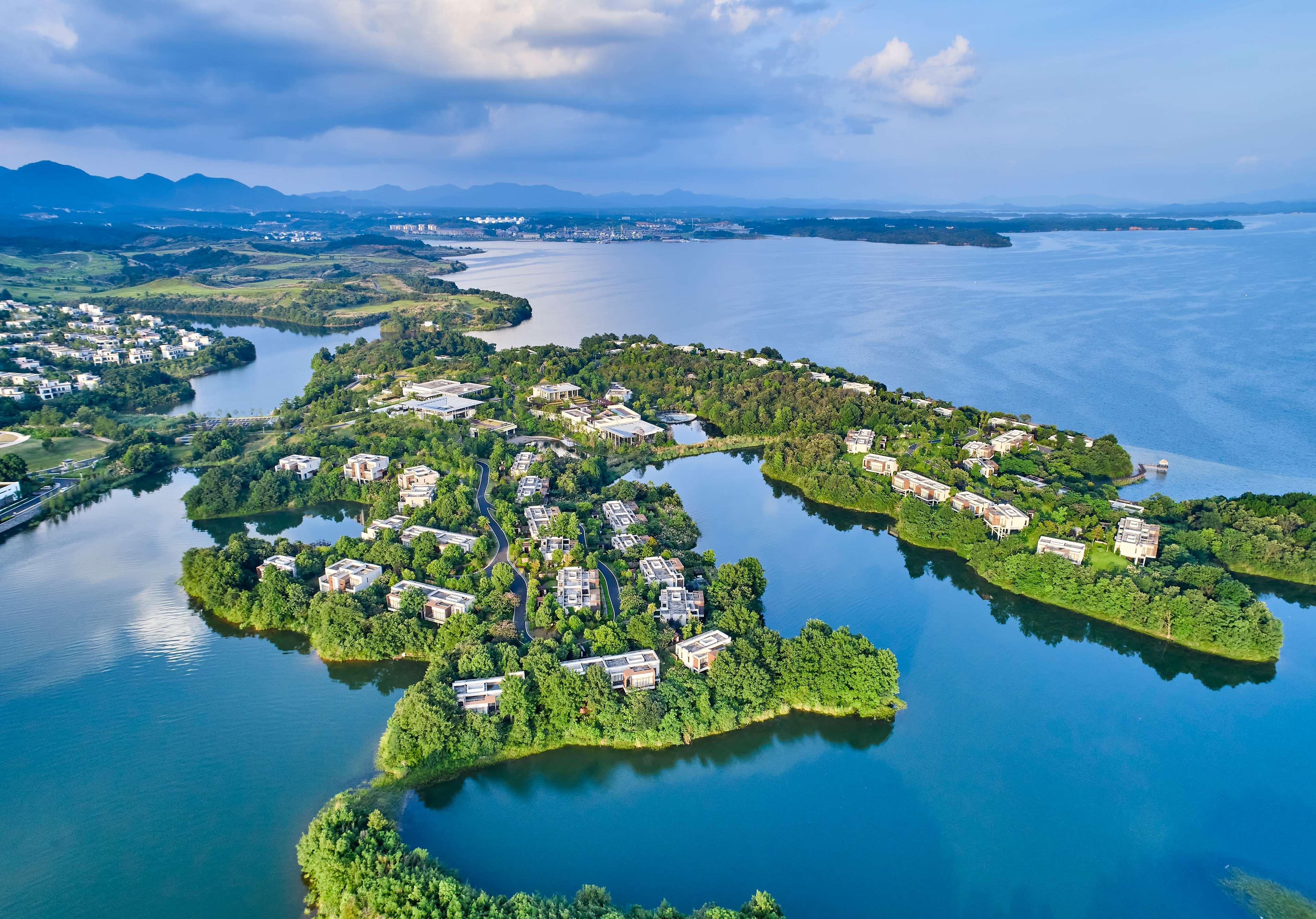Lushan West Sea Resort, Curio Collection By Hilton Jiujiang  Exterior foto