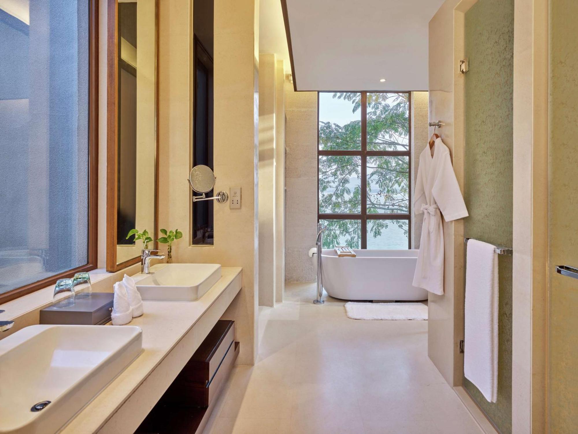 Lushan West Sea Resort, Curio Collection By Hilton Jiujiang  Exterior foto